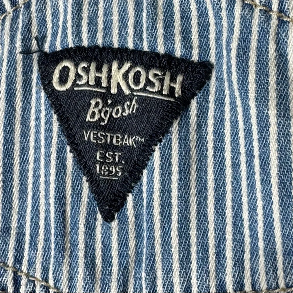 Vintage Oshkosh B'gosh Boys Blue White Striped Engineer Vestbak Overall Short 9M